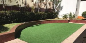 grama sintetica artificial