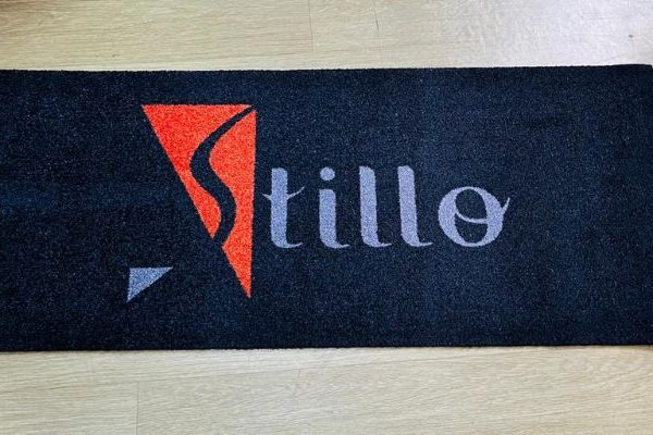 Tapete em Vinil Personalizado Sob Medida: Como Transformar Seu Espaço