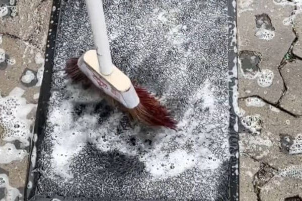 Como Limpar Tapete Personalizado: O Guia Completo